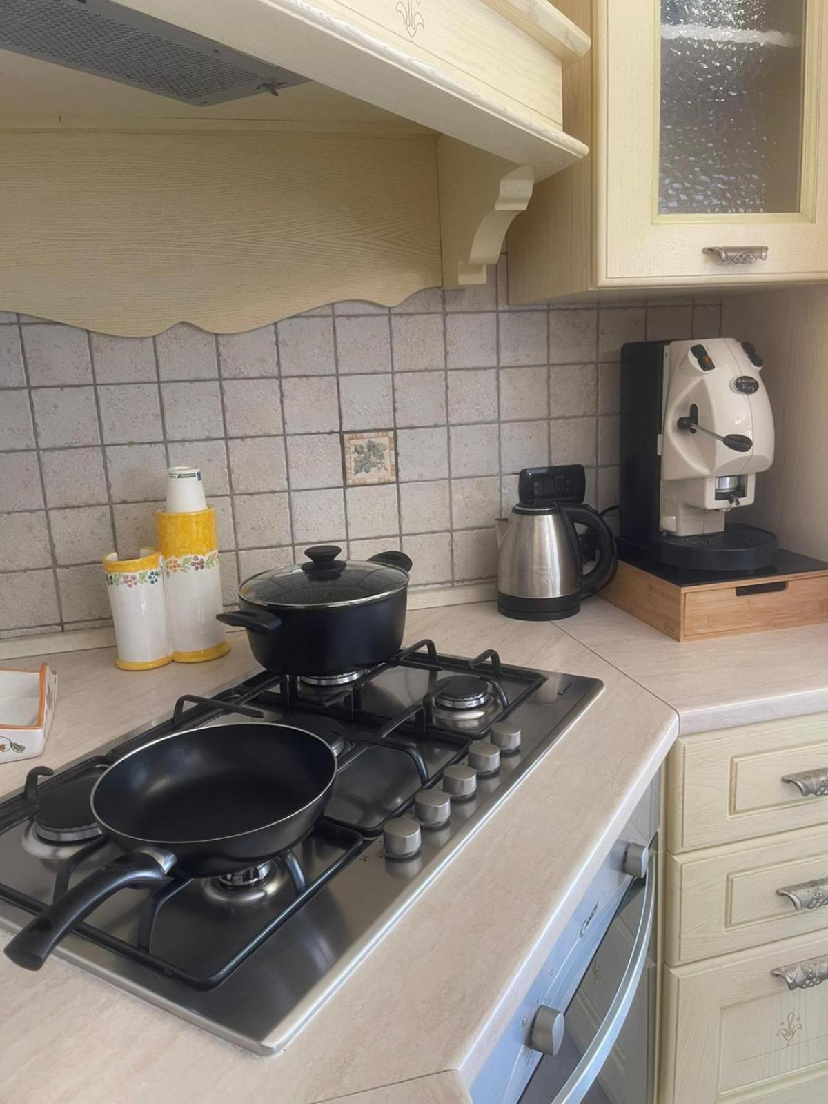 Central Apartment Castellammare di Stabia Εξωτερικό φωτογραφία