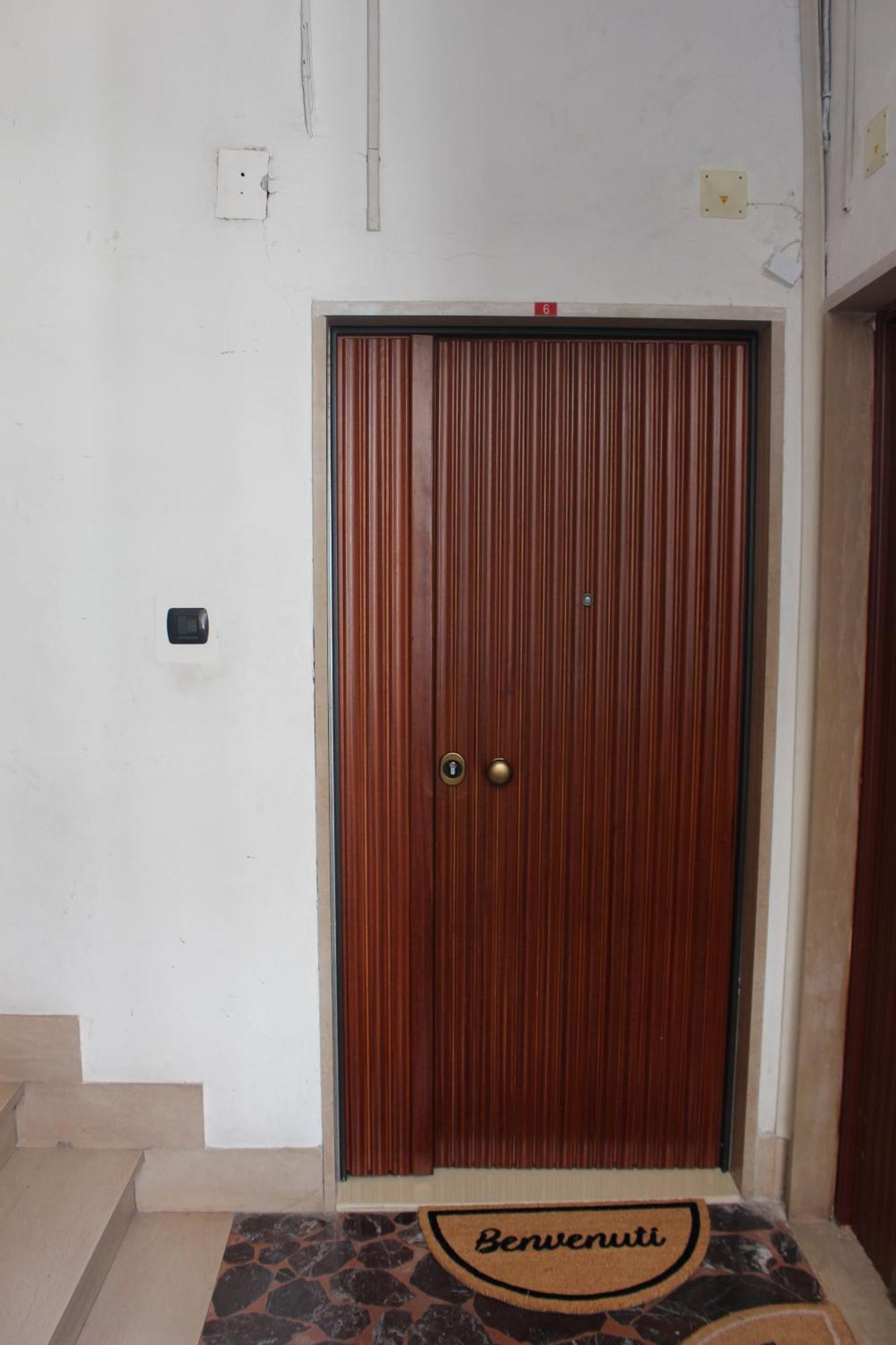 Central Apartment Castellammare di Stabia Εξωτερικό φωτογραφία