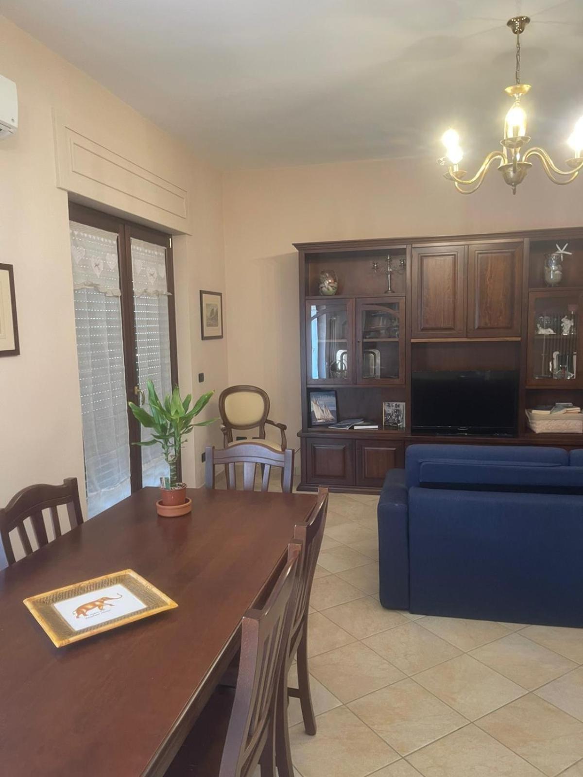 Central Apartment Castellammare di Stabia Εξωτερικό φωτογραφία