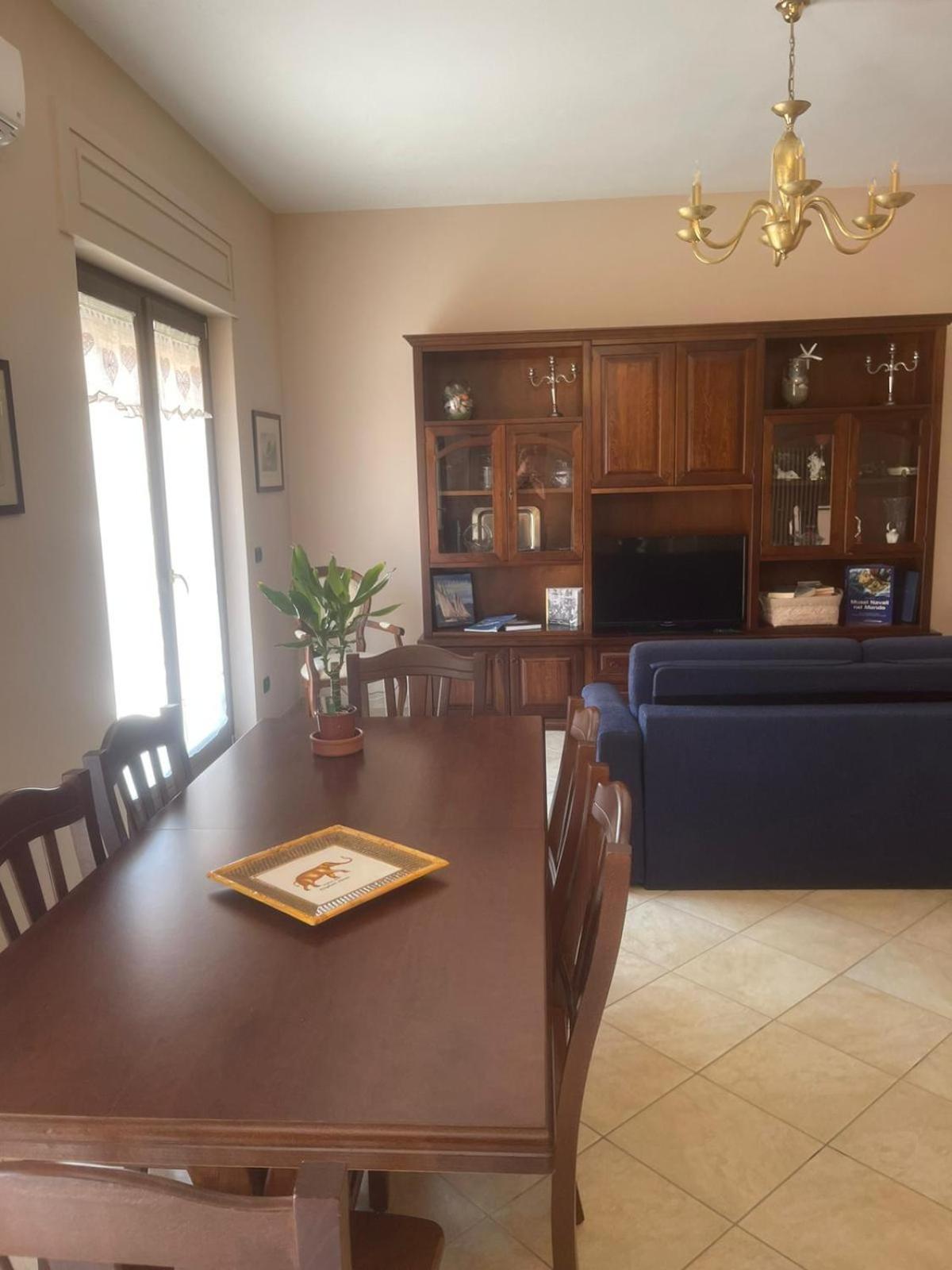 Central Apartment Castellammare di Stabia Εξωτερικό φωτογραφία
