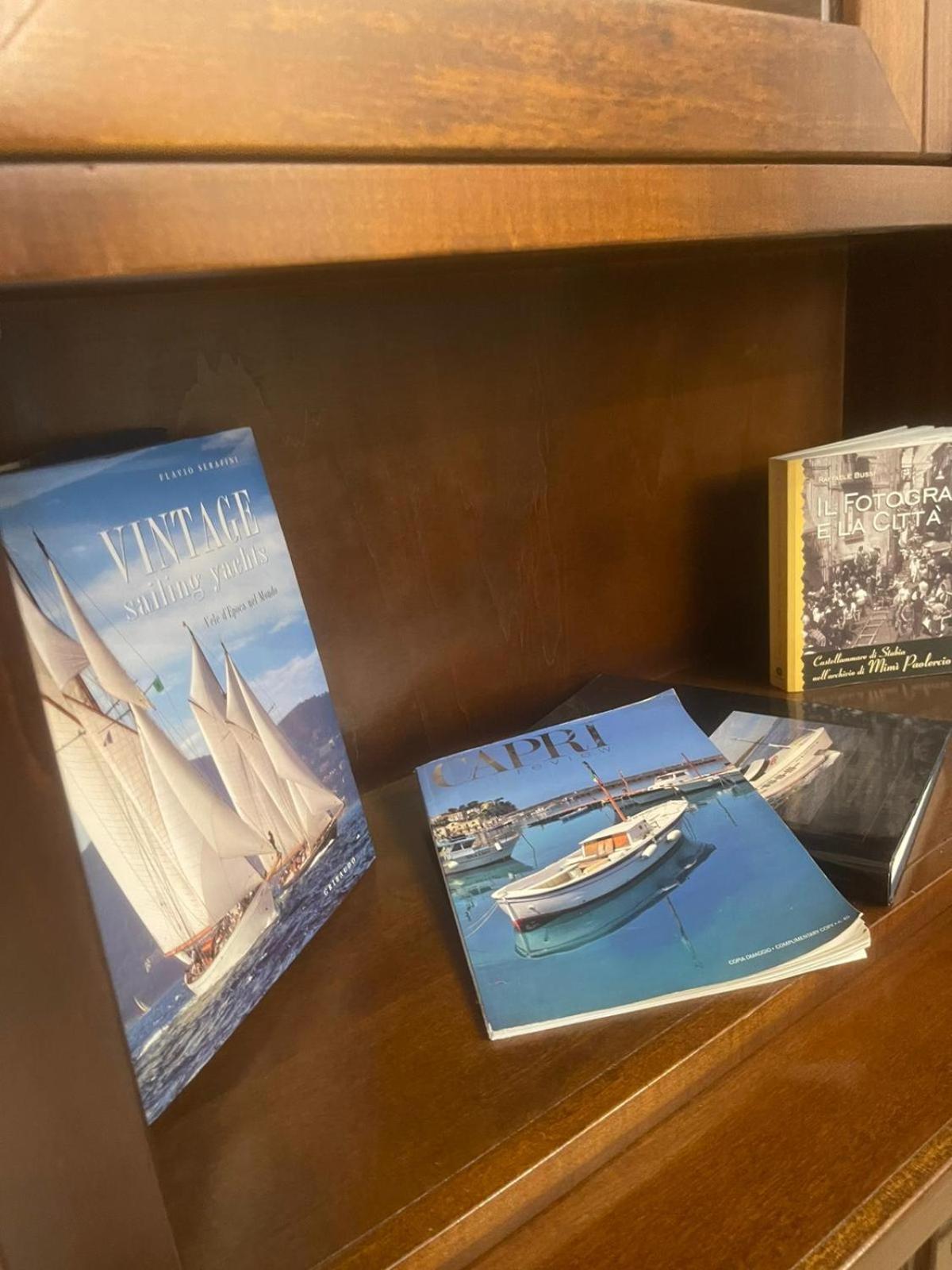 Central Apartment Castellammare di Stabia Εξωτερικό φωτογραφία